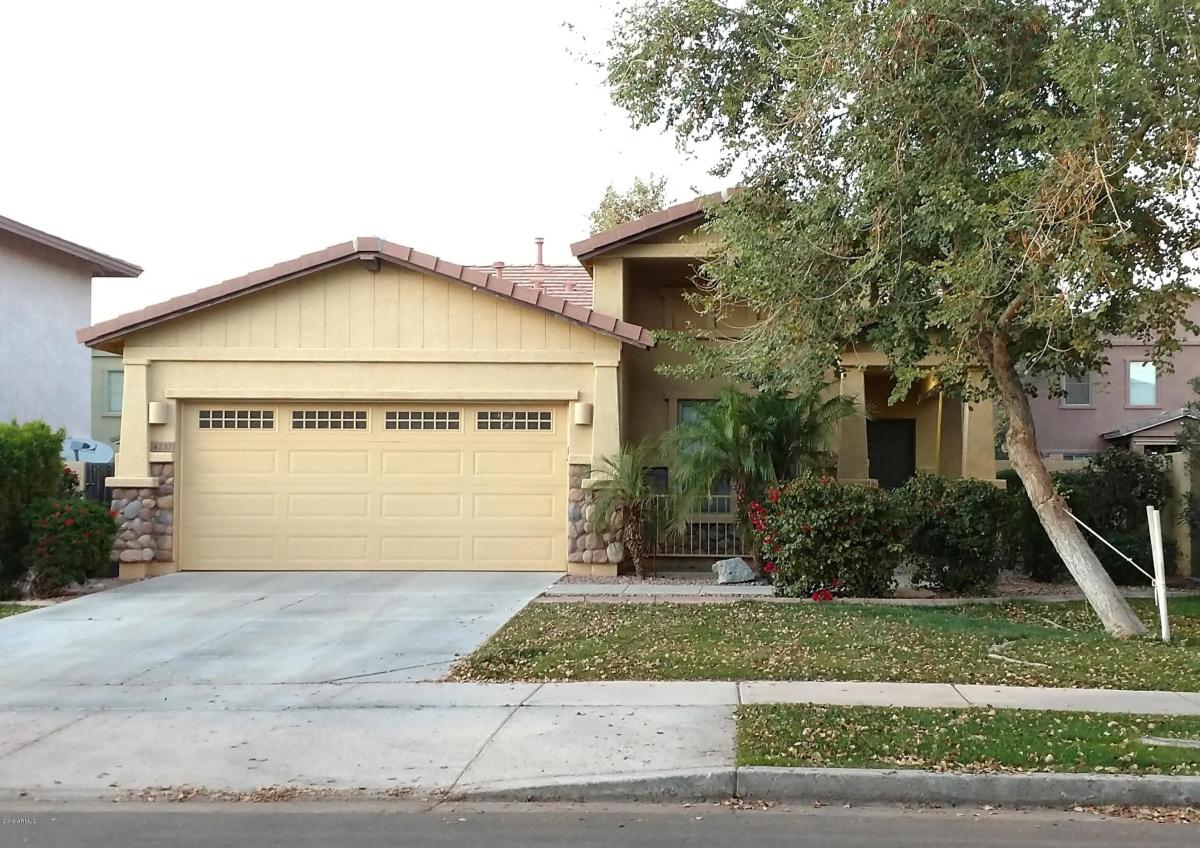 Neighbor’s garage for rent