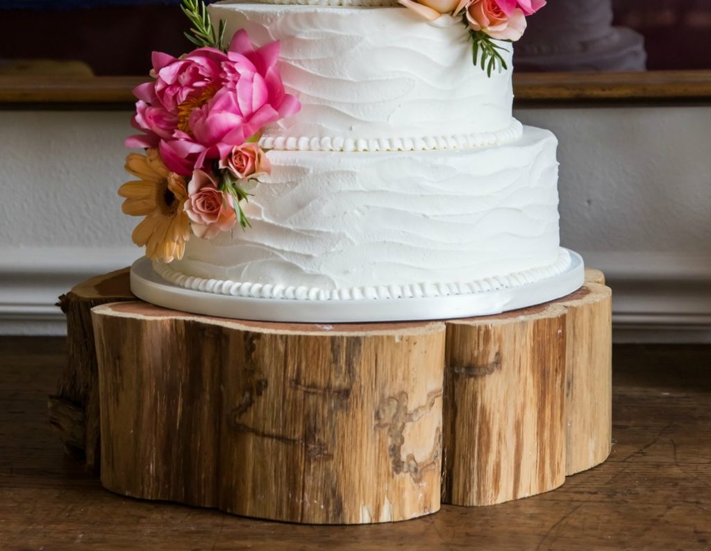 Wedding cakes for rent