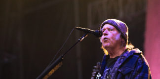 Neil Young Net Worth 2025