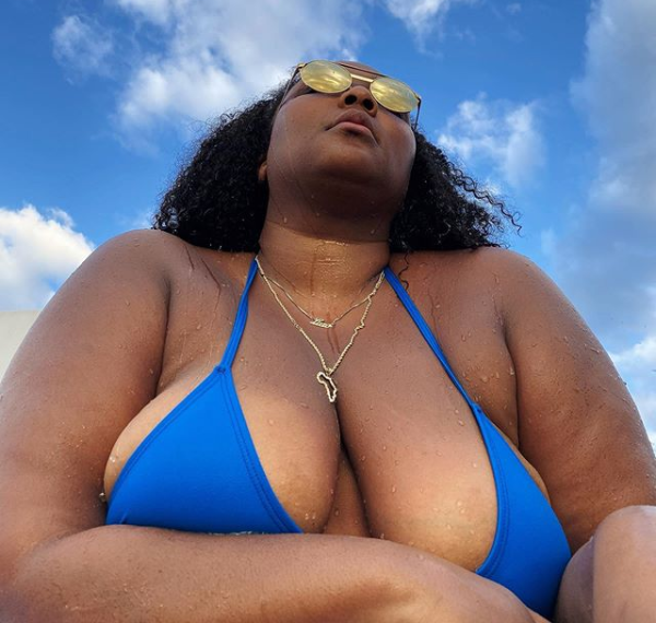 Screenshot_2020-04-27 Lizzo ( lizzobeeating) • Instagram photos and videos(1)