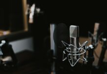 How to Record Music at Home – A Short Guide to Choosing a Microphone in 2025