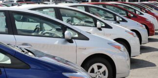 Is It Cheaper to Wait Until Last Minute to Rent a Car?