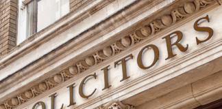 Contrast between Lawyers and Solicitors