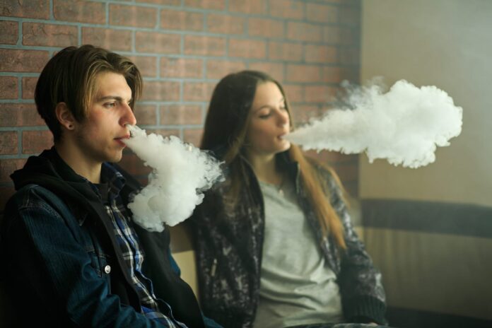 teen_vaping