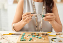 Effective Strategies for Running a Thriving Jewelry Business